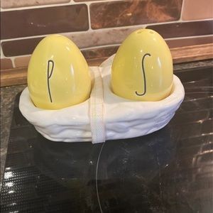 Rae Dunn Salt & Pepper Shaker